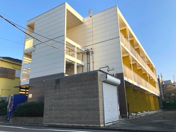 レオパレスパルフェ野口の物件外観写真